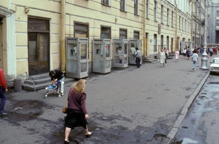 Возвращение в прошлое: исторический ретроспектив Санкт-Петербурга 1993 года