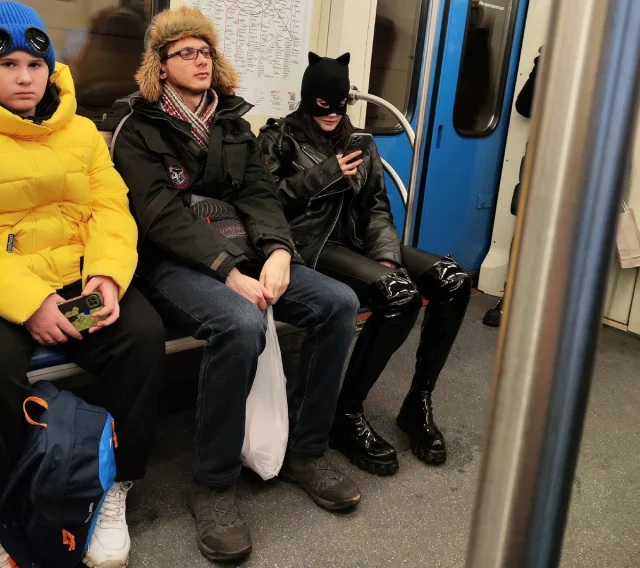 Забавные и модные личности, которые можно встретить в метро
