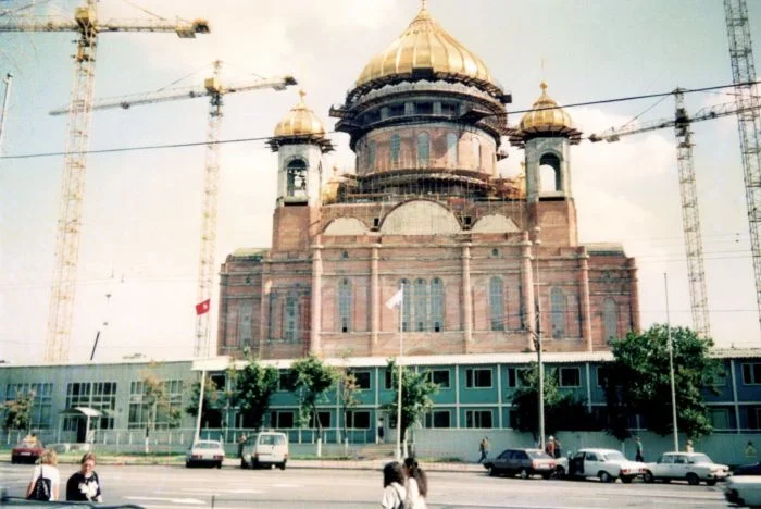 Ностальгия по старым улицам: виртуальная прогулка по Москве 1996 года