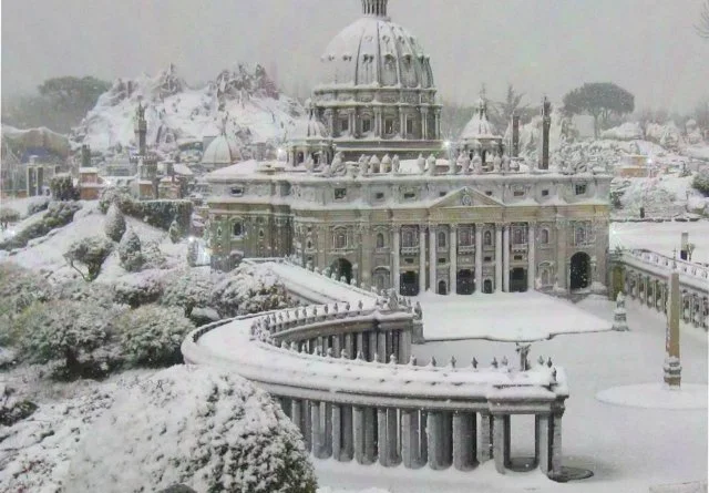 Зимняя красота Рима: великолепие и очарование города под белым покрывалом