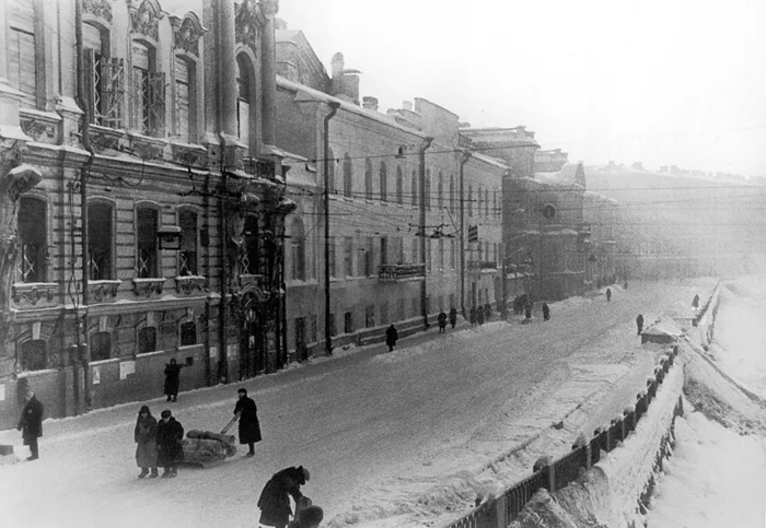 Жизнь на краю: сладкая сторона блокадного Ленинграда
