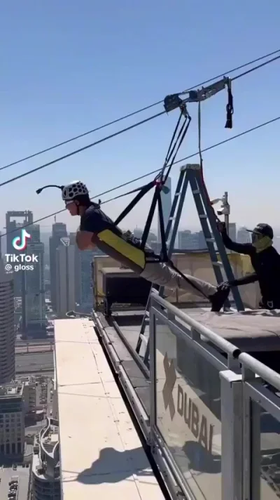 Самый длинный городской зиплайн в мире, Дубай