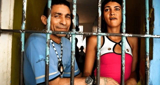Жизнь за стенами: реальность испанских смешанных тюрем, где содержатся и мужчины, и женщины