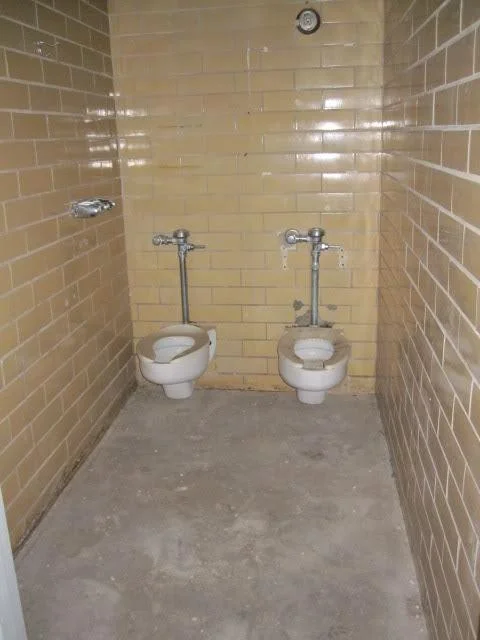 Самые жуткие и необычные находки в заброшенных местах