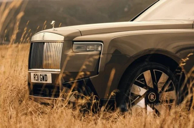 Rolls-Royce Cullinan: новая модель за 70 миллионов рублей
