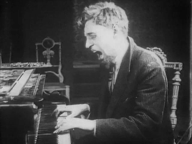 10 исчезнувших профессий, которые когда-то были популярны