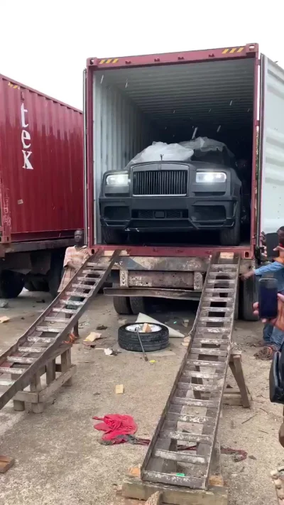 Лекгий способ выгрузить Rolls-Royce⁠⁠