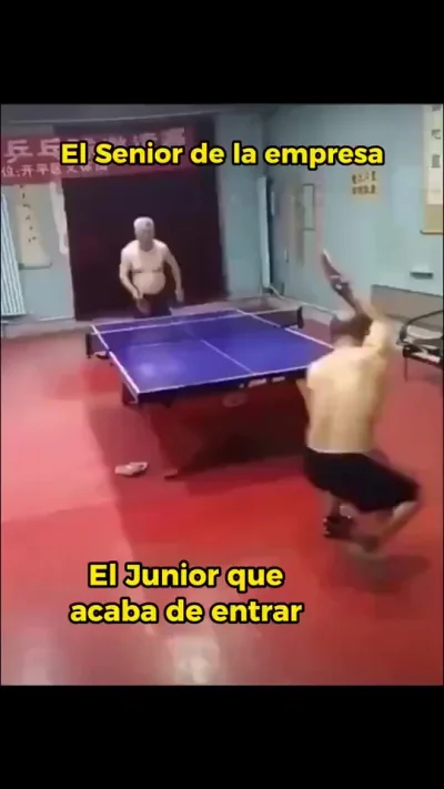 Senior vs Junior⁠⁠