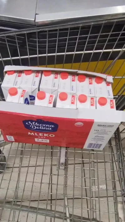 А кассир-то прошареный!...⁠⁠