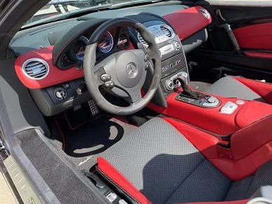 в Подмосковье кто-то продаёт редчайший суперкар Mercedes-Benz SLR McLaren 720 S