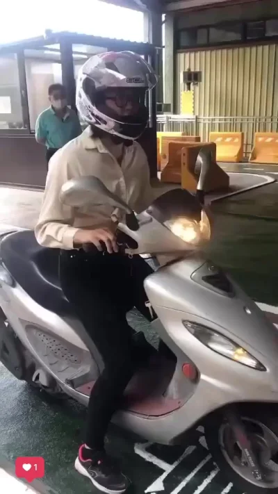 Не сдала
