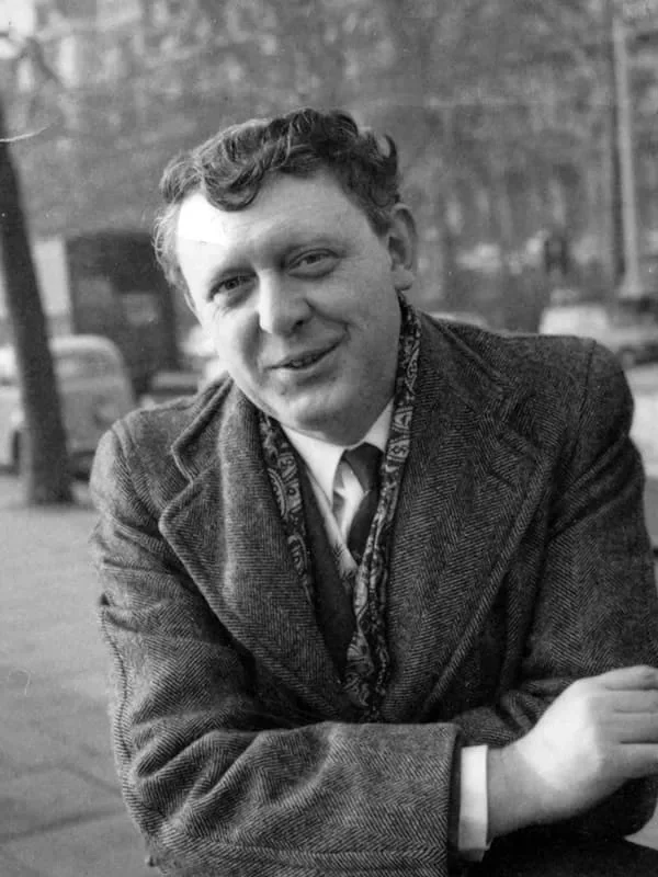 Удивительная история