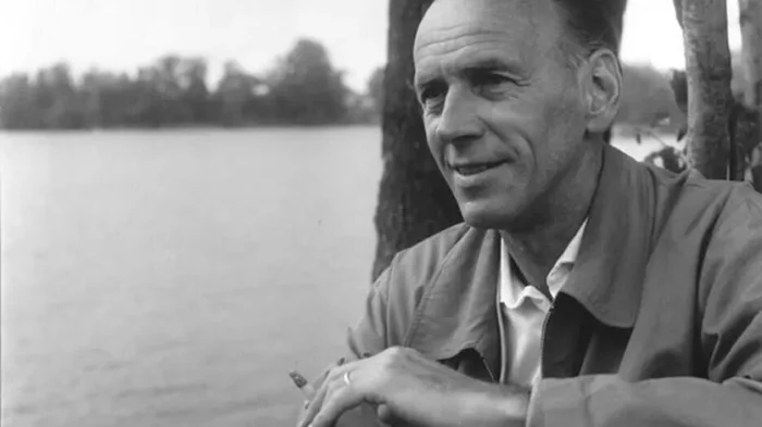 Кто написал «Мой гроб еще шумит в лесу…»?