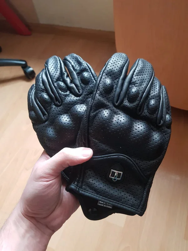 Обновляем мотоэкипировку