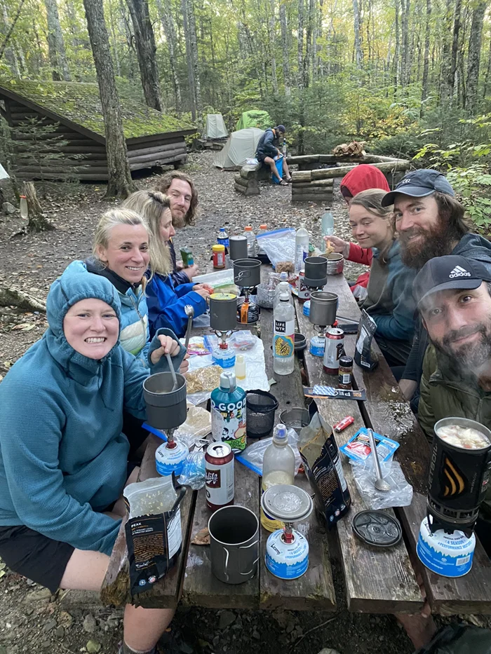 Как 13-летний подросток раскрыл мрачную тайну «хозяина жёлтой палатки»