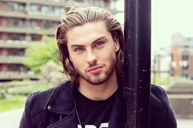 Что стало с мальчиком с упаковки Kinder спустя годы