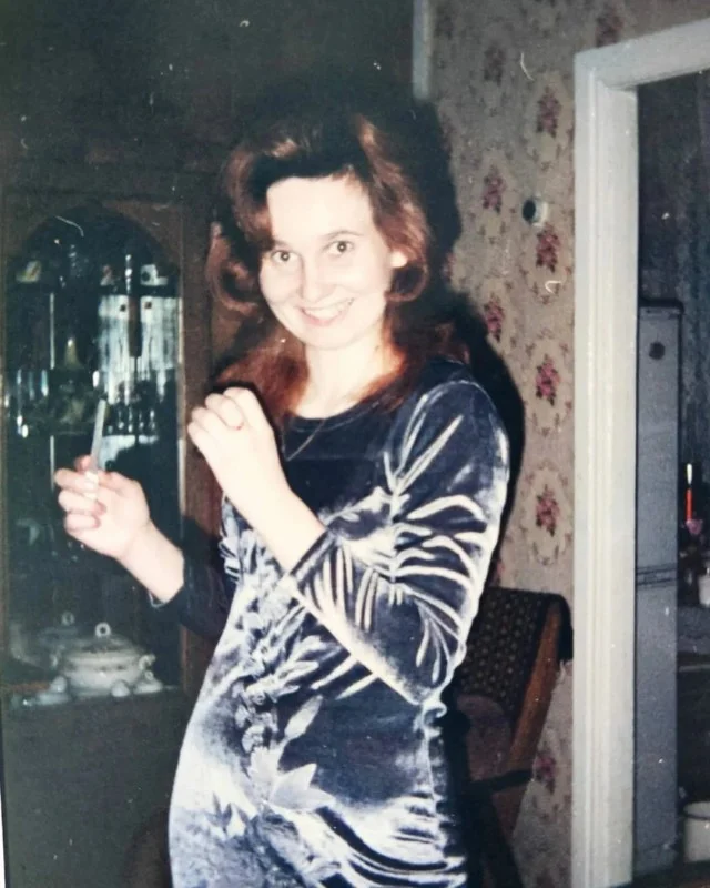 Красивые девчонки из 90-х и 00-х