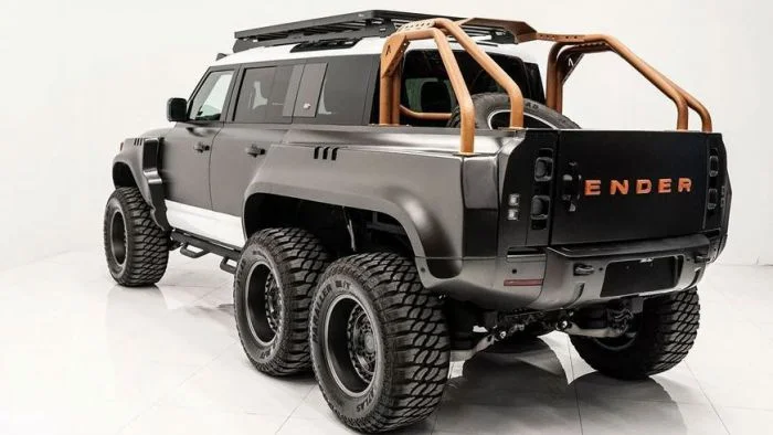 Настоящий монстр на шести колёсах: Land Rover Defender Apocalypse 6×6