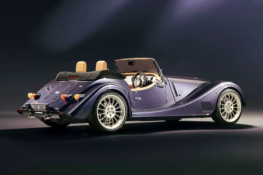 Лимитированная серия ретроспорткара Plus Six Pinnacle от Morgan готовится к выпуску