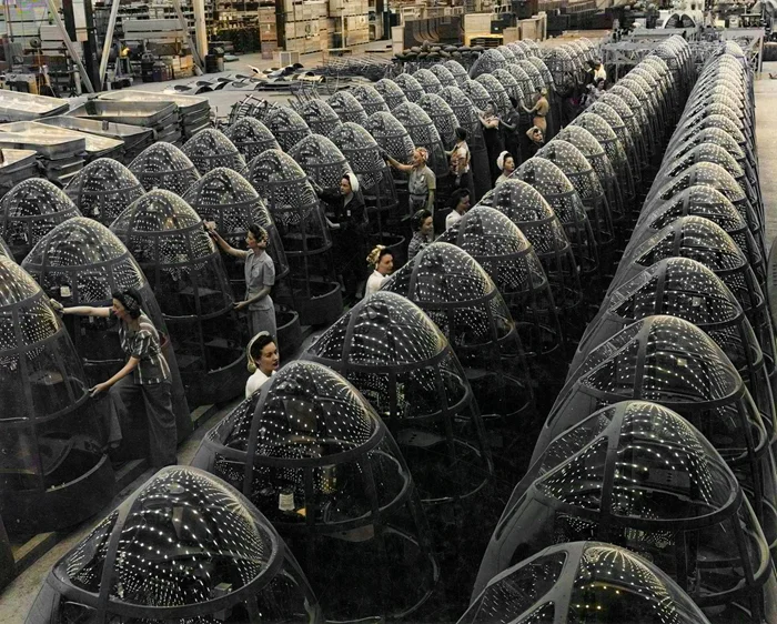 Уникальные снимки с полей Второй мировой войны