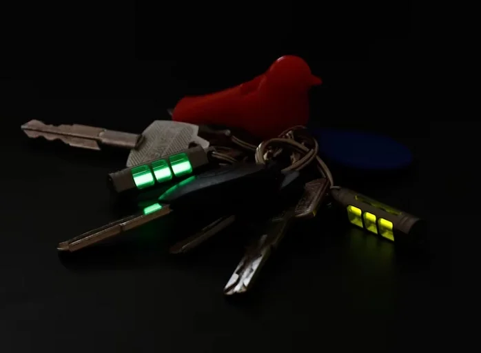 Брелок за 4500 руб., который может светиться без перерыва 25 лет⁠⁠