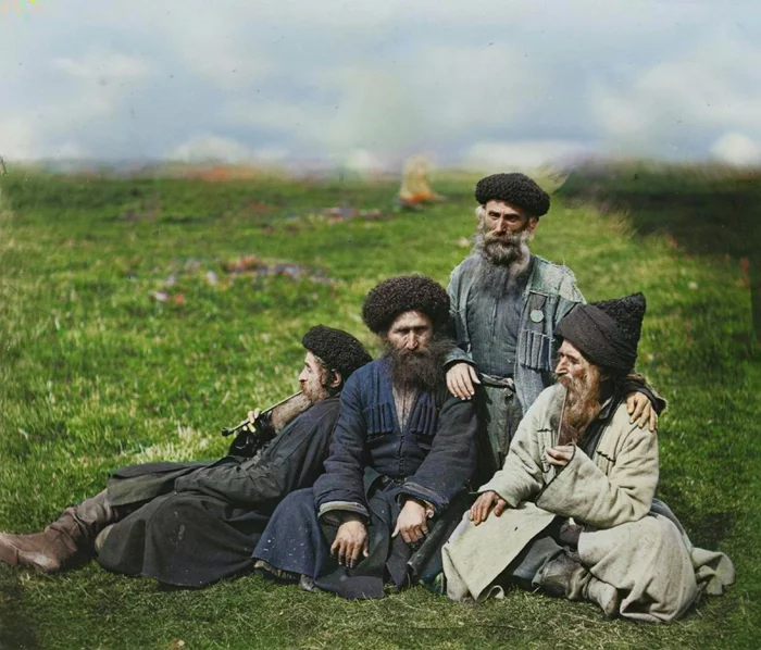 20 редких раскрашенных фотографий из жизни Российской Империи