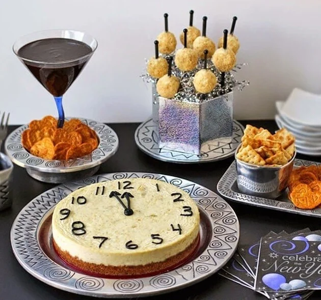 Смешные и аппетитные новогодние сладости