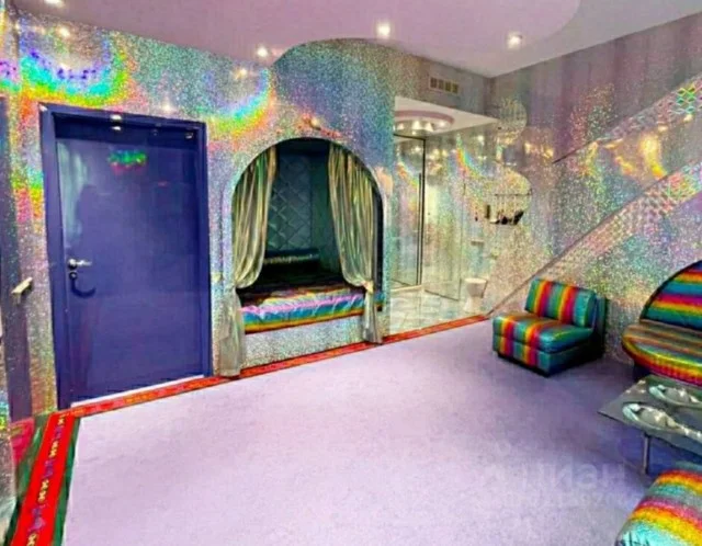 Квартира в Москве с самым безумным «вырвиглаз» ремонтом