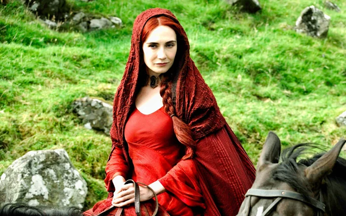 Мелисандра из «Игры престолов»: кто она на самом деле?