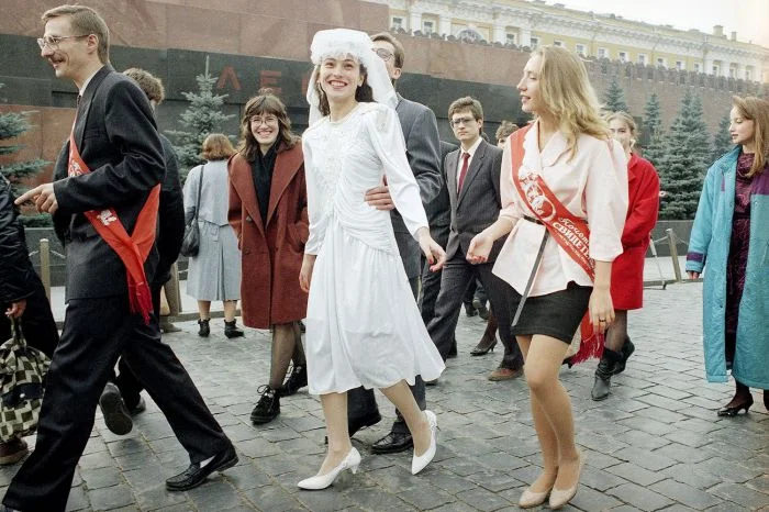 Ностальгия по 90-м: интересные фото эпохи перемен