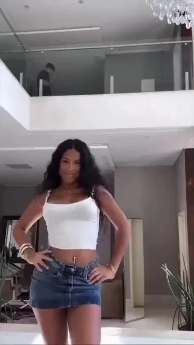 А спонсор сегодняшнего землетрясения...