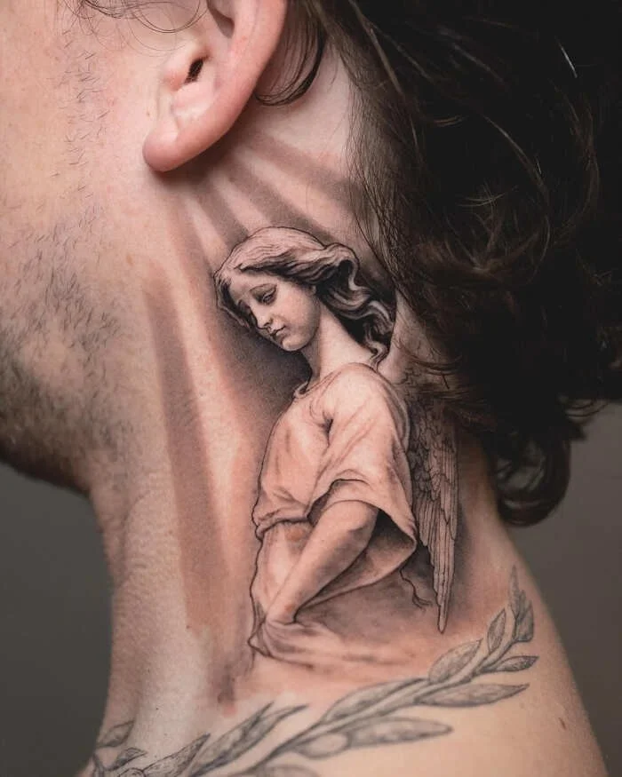 15 татуировок, которые выглядят так, будто вот-вот сдвинутся с кожи