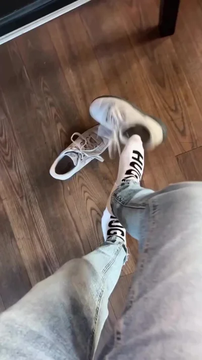 А похавать есть что?