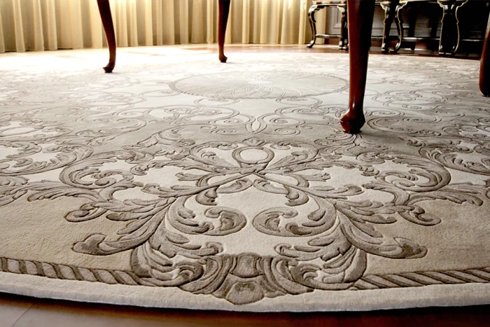 Как правильно подобрать ковер для квартиры и секреты ухода за ним