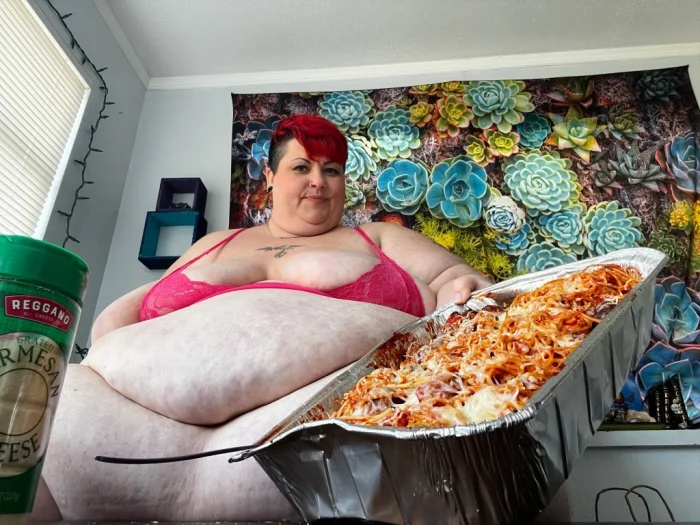 Пышная секс-работница рассказала, как зарабатывает 5000 долларов, несмотря на вес в 360 кг
