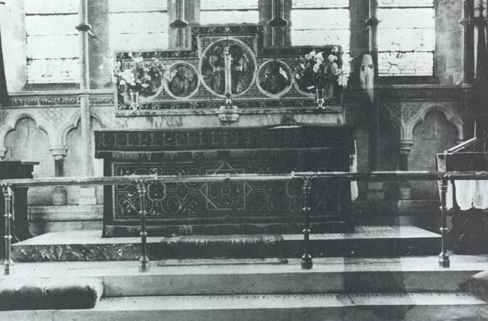 Призрак церкви Ньюби