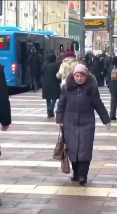 Мог и сумками огрести