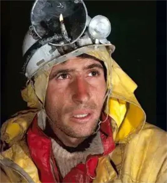 Эксперимент во тьме: как 6 месяцев под землёй изменили восприятие времени