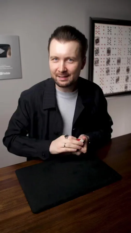 С ним в карты не играем...