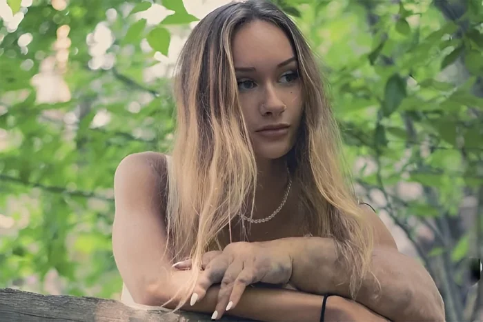 Из-за сосудистой аномалии рука начала стремительно расти