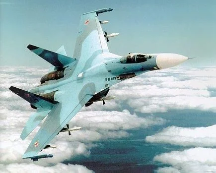 Истребитель Су-27
