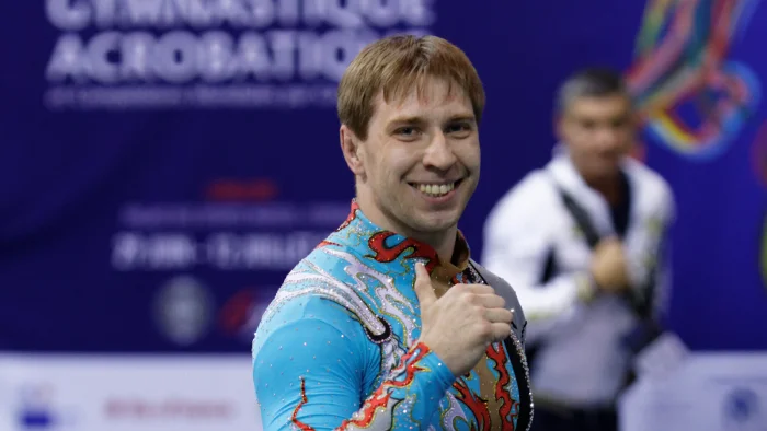 Чемпион мира по гимнастике оказался в центре проверки после занятия с ребёнком