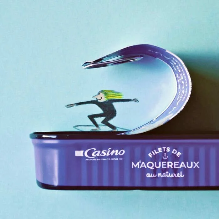 Когда вещи начинают жить своей жизнью: 20 творений художника