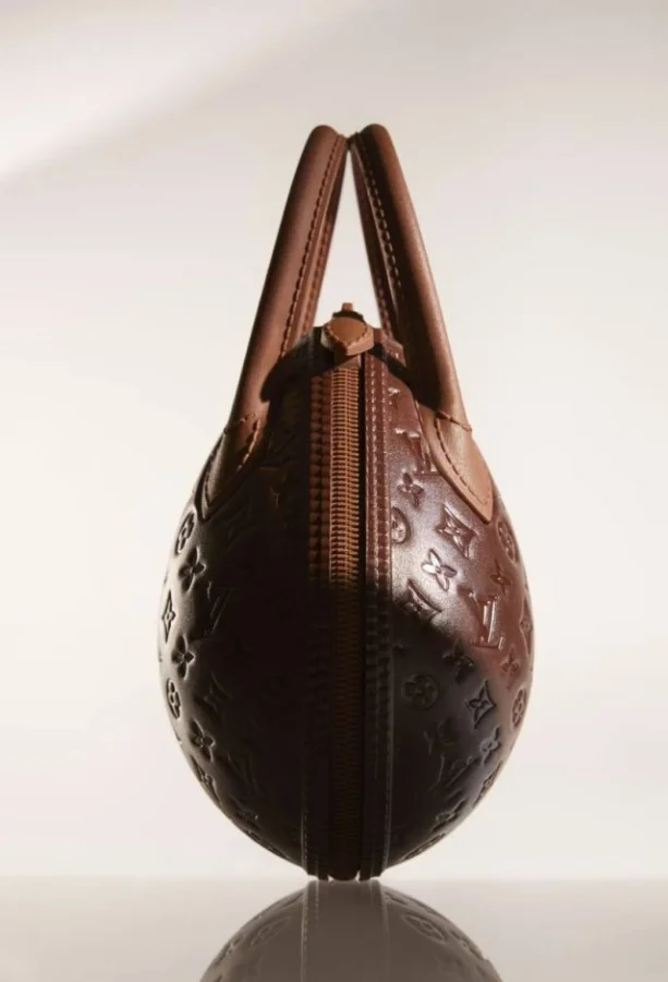 Louis Vuitton удивили пасхальными сладостями из шоколада