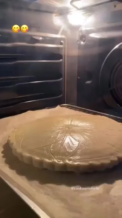 Выпечка... горячее)