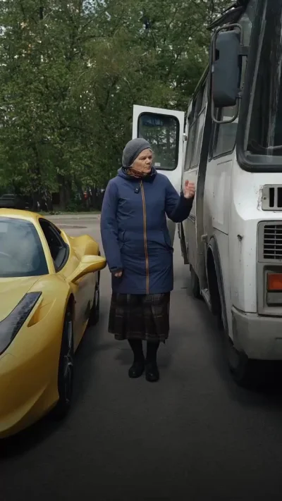 А бабушка шарит...