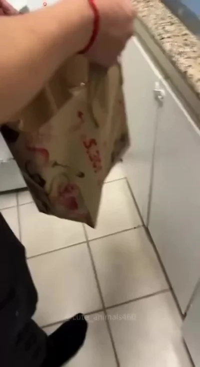 Вам сюрприз