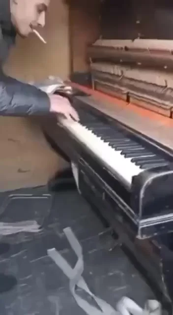 Музыкальная пауза