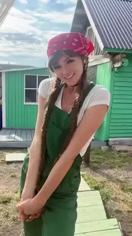 А у вас как дела на даче?