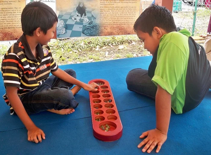 Доска для игры в чонгкак